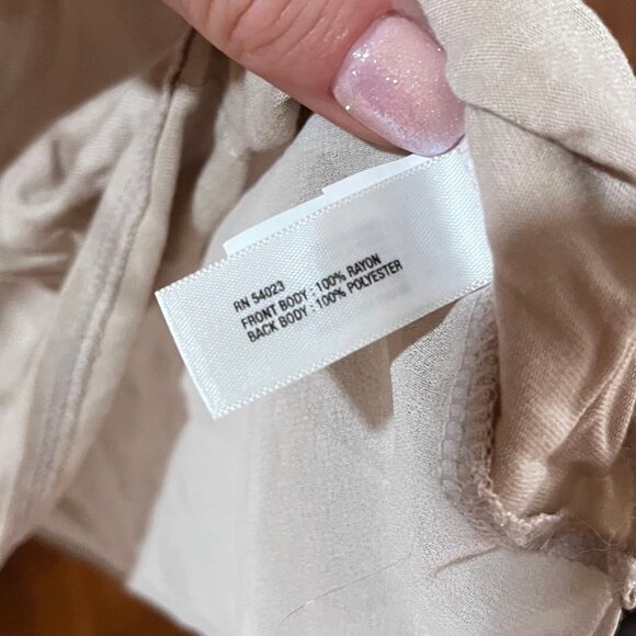 New Gap flowy layered ruffle back tank - Picture 6 of 8